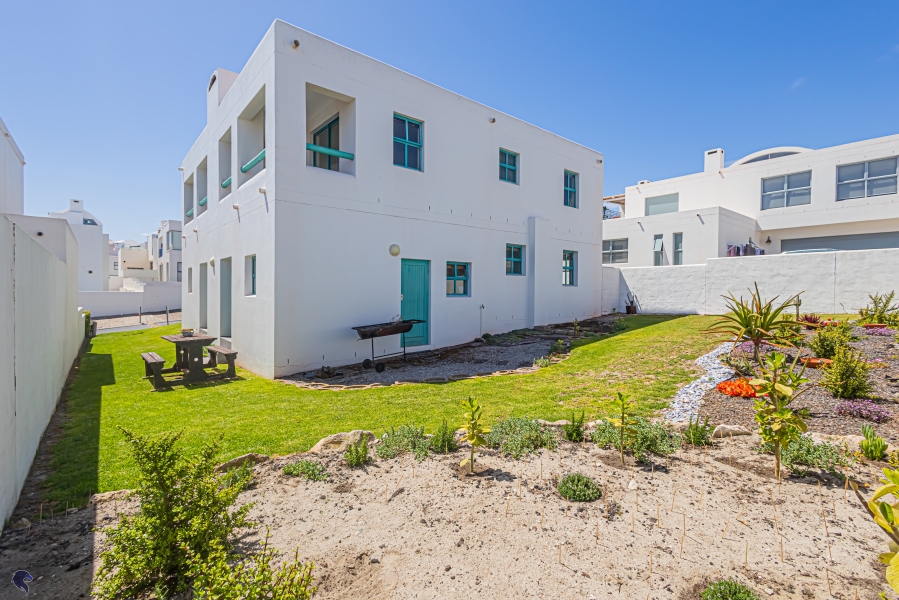 4 Bedroom Property for Sale in Paradise Beach Western Cape